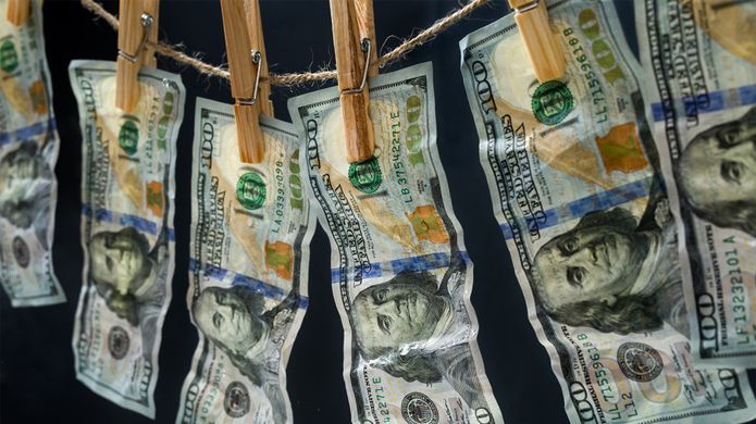 Criminosos usam brecha de Fortnite para lavar dinheiro online