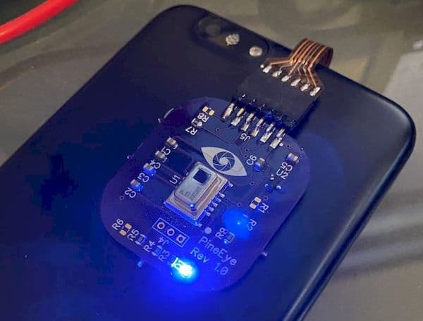 Conheça o PineEye, um complemento de câmera térmica para o PinePhone