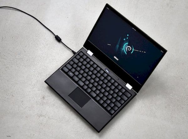 O Laptop aberto MNT Reform começou a ser enviado aos patrocinadores