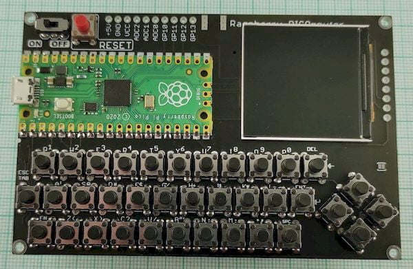 PICOmputer transforma um Raspberry Pi Pico em computador de bolso