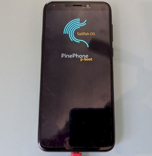 Teste 15 sistemas diferentes no PinePhone com a imagem multi-distro da Megi
