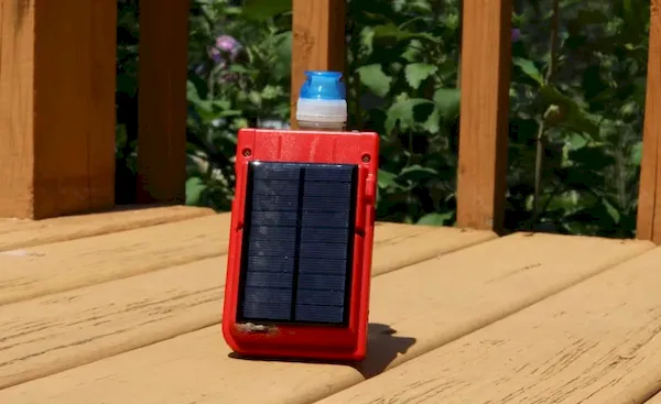 Um Game Boy Pocket com um painel solar integrado já é possível