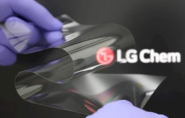 Material de tela dobrável da LG é duro como vidro e flexível como plástico