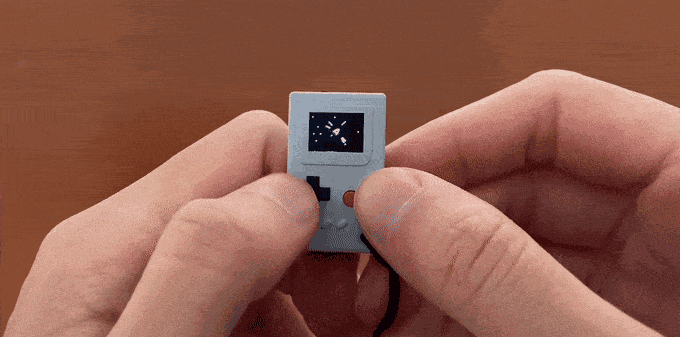 Thumby, um console de jogo feito para caber em um chaveiro