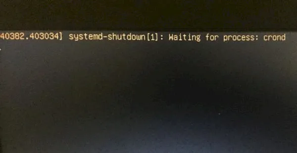 Como corrigir o desligamento lento por causa do problema 'systemd-shutdown[1]: waiting for process: crond'