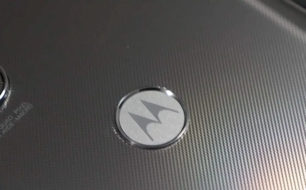Motorola lançará um telefone com câmera de 200 megapixels em julho