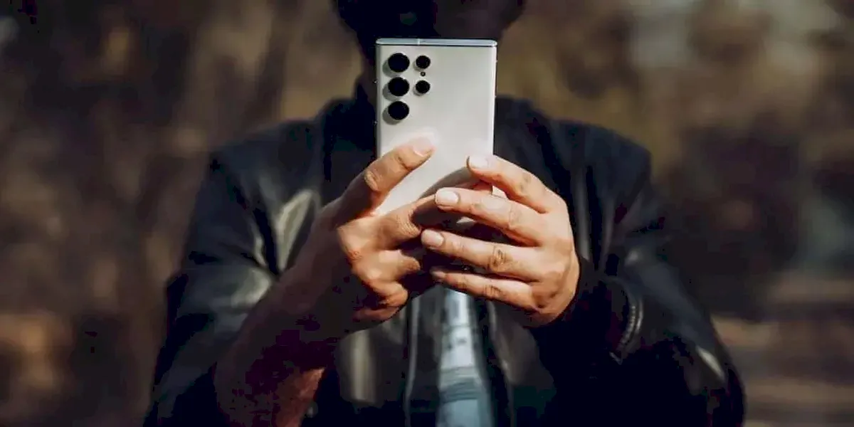 Samsung lançará atualização para melhorar a câmera da série S22