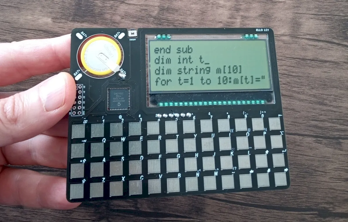 ELLO LC1, um computador de 8 bits do tamanho de um cartão de crédito