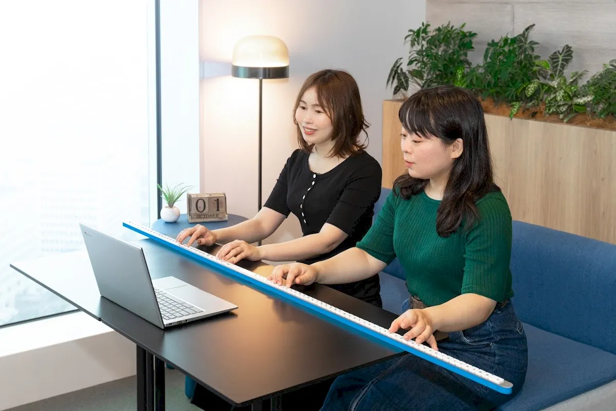 Google Japan projetou um teclado Gboard gigantesco
