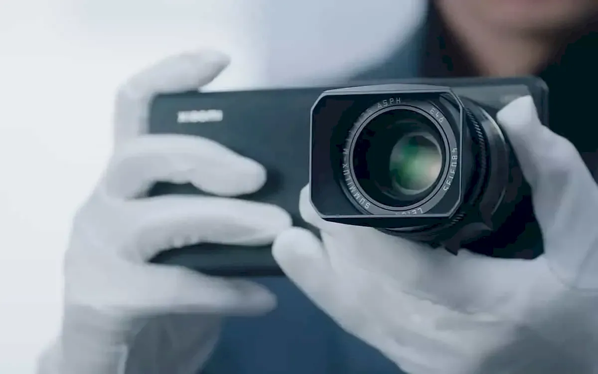 Xiaomi 12S Ultra permite usar uma lente de câmera completa