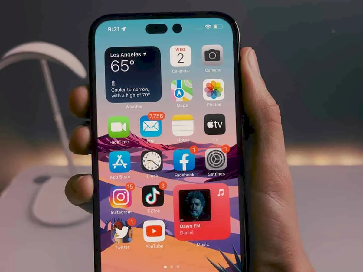 Remessas da série iPhone 14 caíram massivamente em 2022