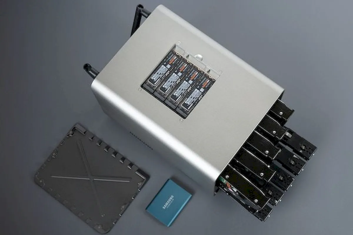 Storaxa, um roteador NAS e WiFi 6 e até 5 HDDs e 4 SSDs 3 Storaxa, um roteador NAS e WiFi 6 e até 5 HDDs e 4 SSDs
