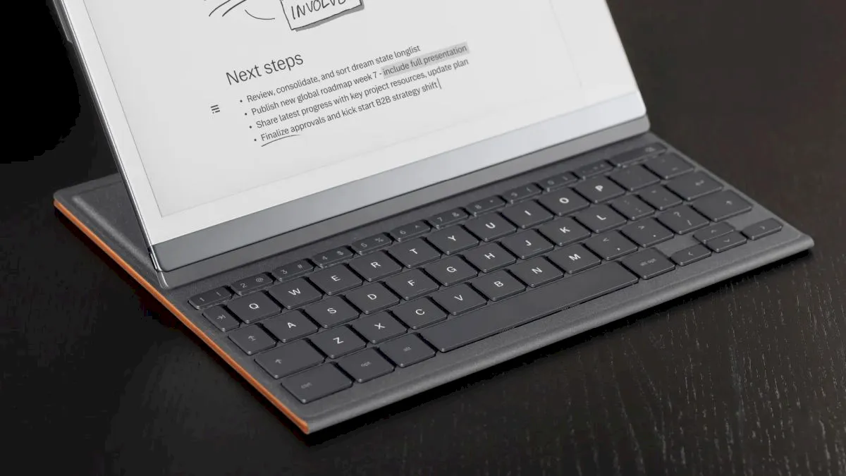 ReMarkable lançou o teclado Type Folio para seu tablet E Ink