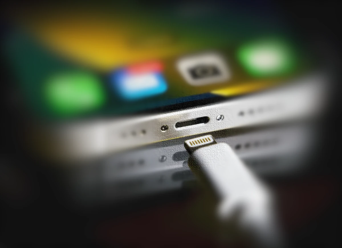 Apple estava testando secretamente a porta USB-C do iPhone 15