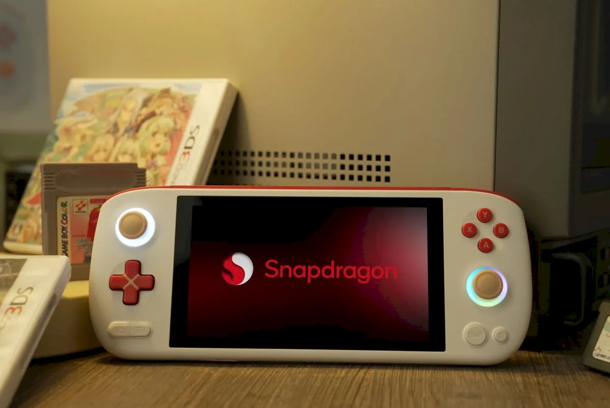 Neo Pocket Air pode vir com Snapdragon 8 Gen 2 e Dimensity 1200