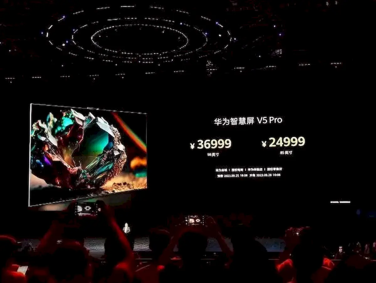 Huawei Smart Screen V5 Pro, uma enorme tela de 98 polegadas