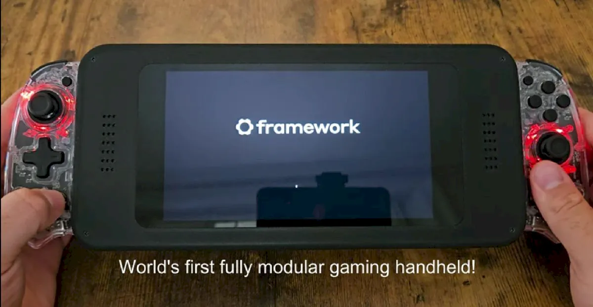 Portátil para jogos modular e atualizável usa placa-mãe Framework
