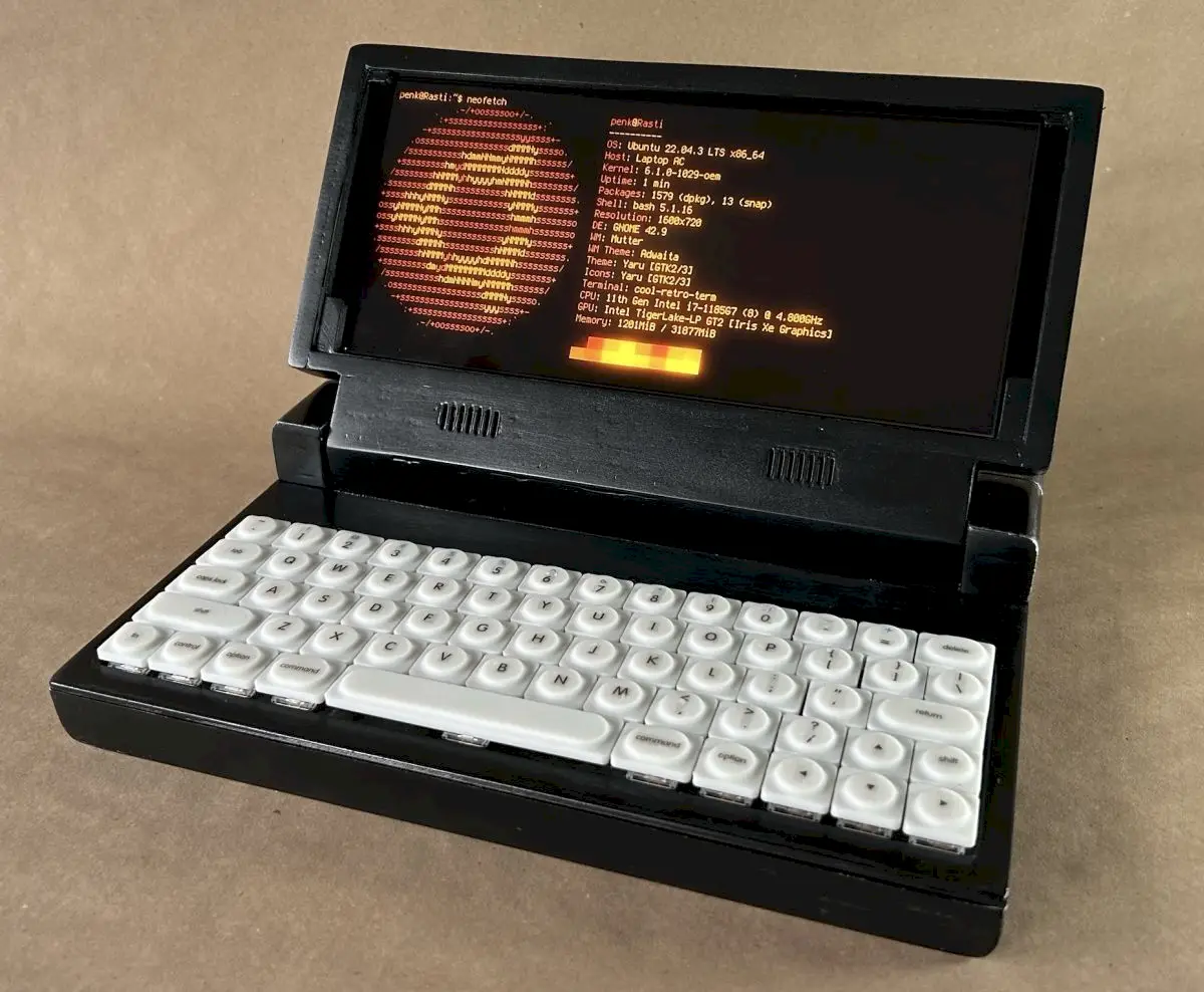 Rasti de Penk, um laptop DIY inspirado no GRiD Compass