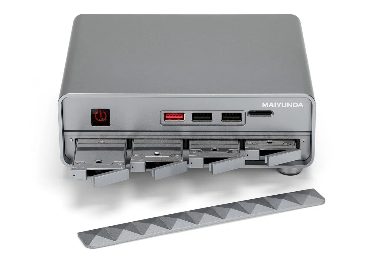 Maiyunda M1, um mini PC Alder Lake-N com 4 slots SSD NVMe