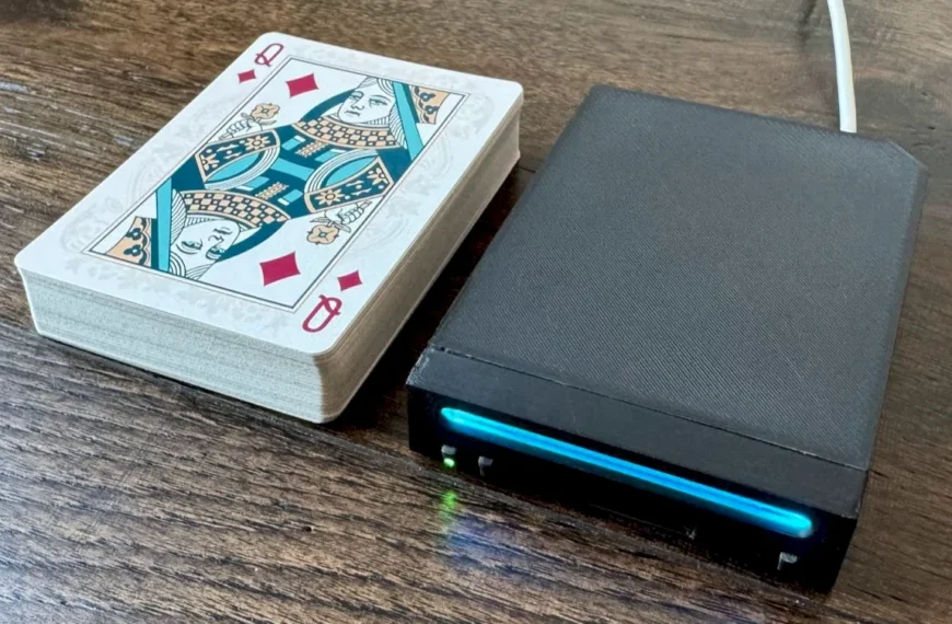 modder deixou o Nintendo Wii do tamanho de um baralho de cartas