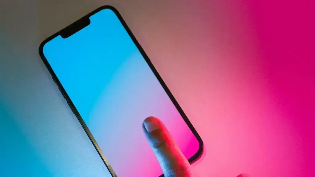 A Inteligência Artificial nos Smartphones: O Que Está Acontecendo?