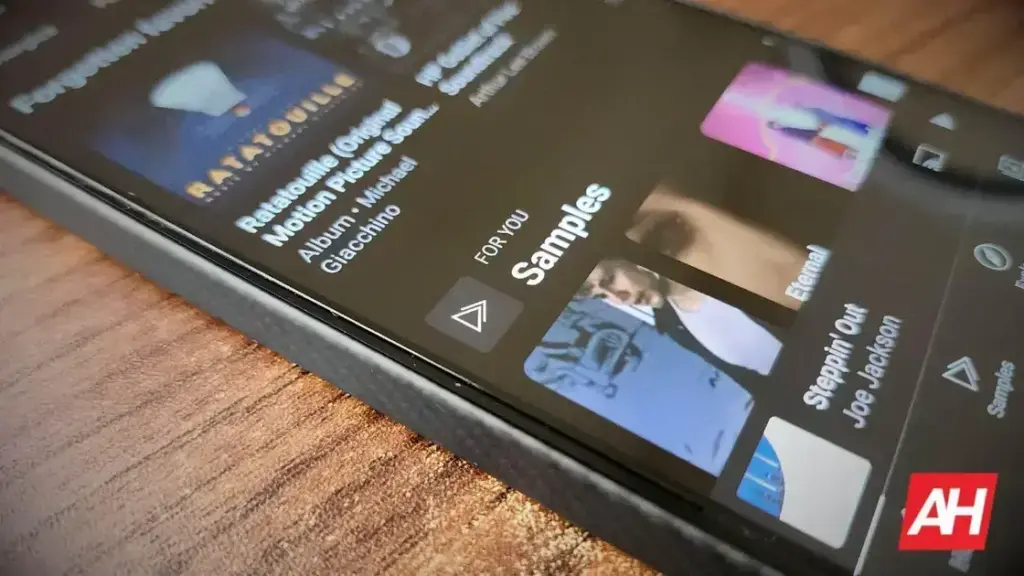 Novo recurso do YouTube Music permite compartilhar letras de músicas