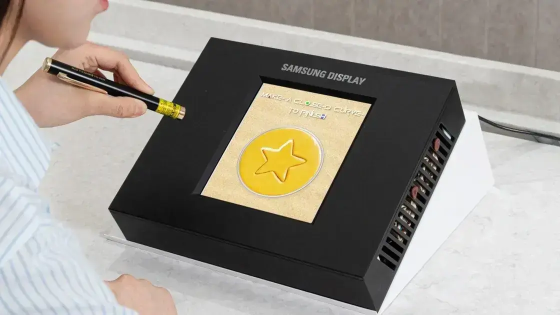 Samsung apresenta painel Sensor OLED com detecção de saúde