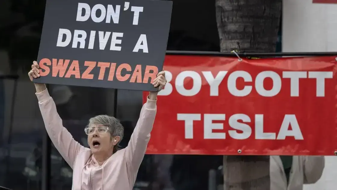 Vendas da Tesla caem pela metade na Alemanha com avanço dos elétricos chineses