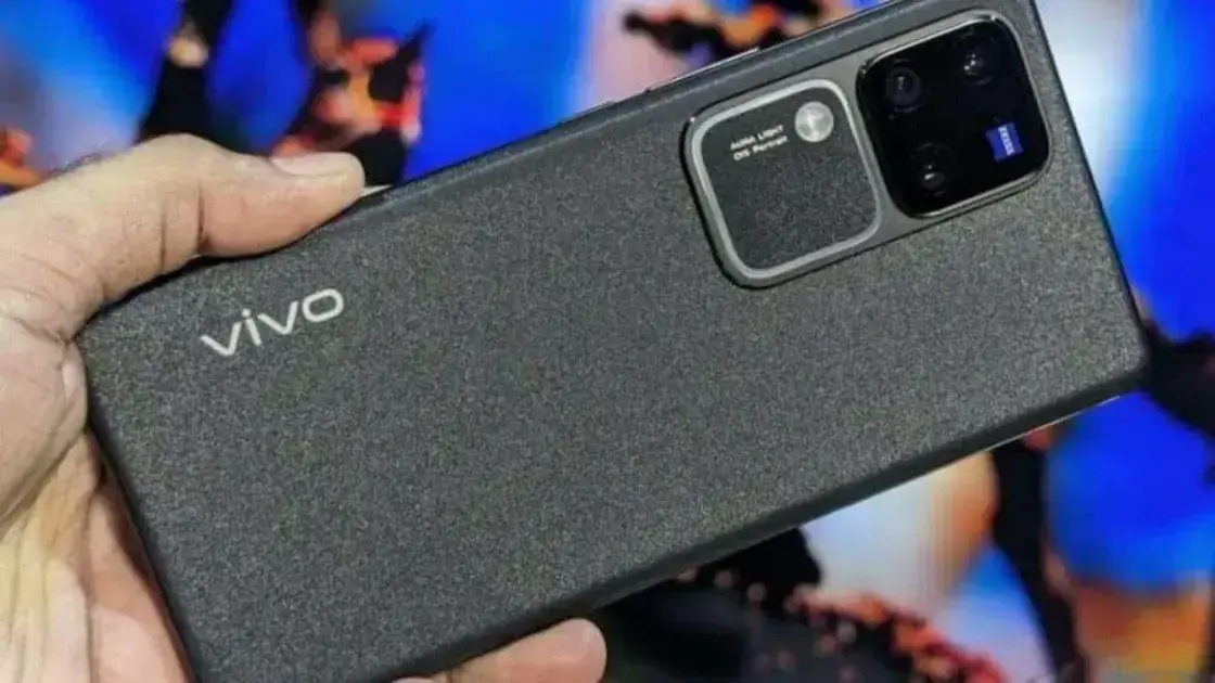 Vivo S30 Mini Pro: O smartphone compacto com bateria monstruosa