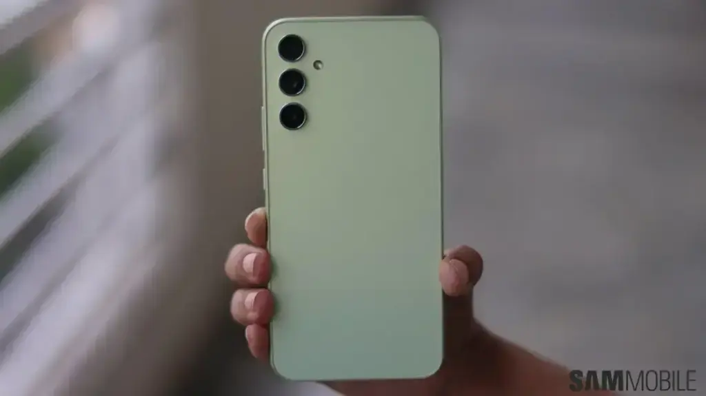 Atualização One UI 7 para Galaxy A34 chega a vários países da Europa