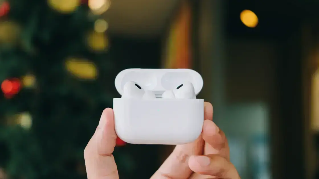 Como experimentar as novas funções beta dos AirPods no iOS 26 agora