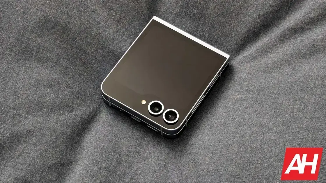 Samsung reduz produção do Galaxy Z Fold 7 e Flip 7 antes do lançamento