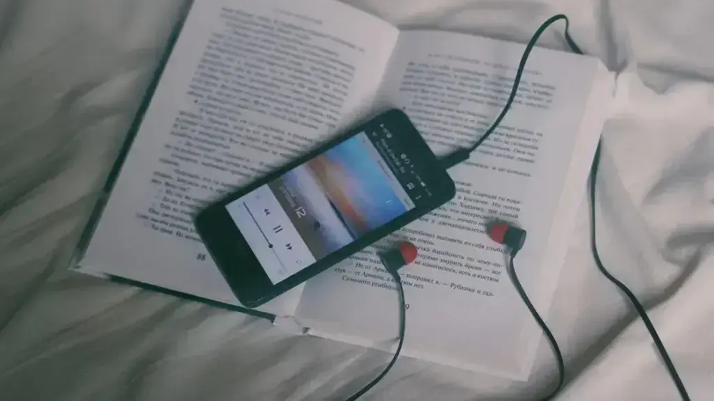 A Morte do Headphone Jack: Um Mito de Progresso?