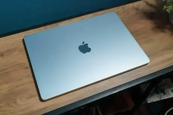 Oportunidade imperdível: M4 MacBook Air a apenas R$799!