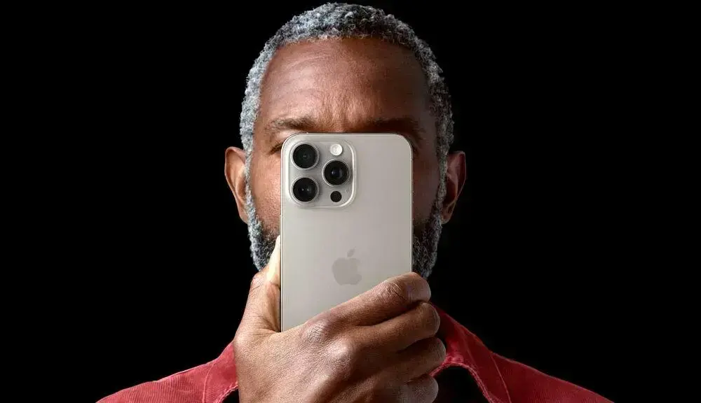 Apple pode abandonar o titânio no iPhone 17 Pro por opção mais barata 1 Apple pode abandonar o titânio no iPhone 17 Pro por opção mais barata