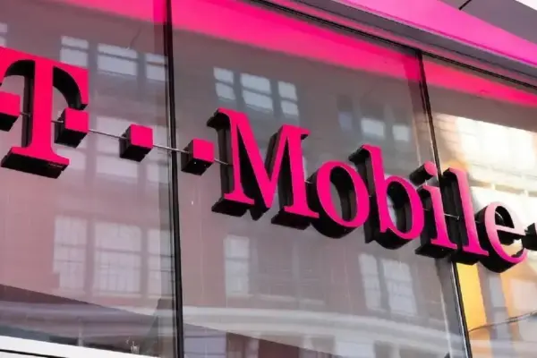 Como uma mentira da T-Mobile resultou em quase dois Galaxy S25 Ultra por menos de R$ 50
