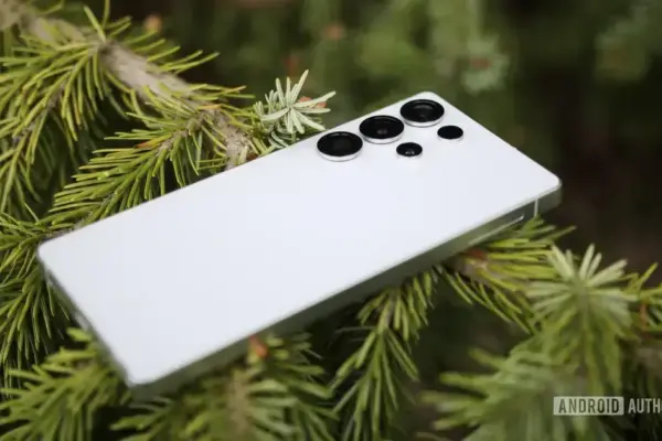 Galaxy S26 Ultra pode ter design nostálgico com melhorias a caminho