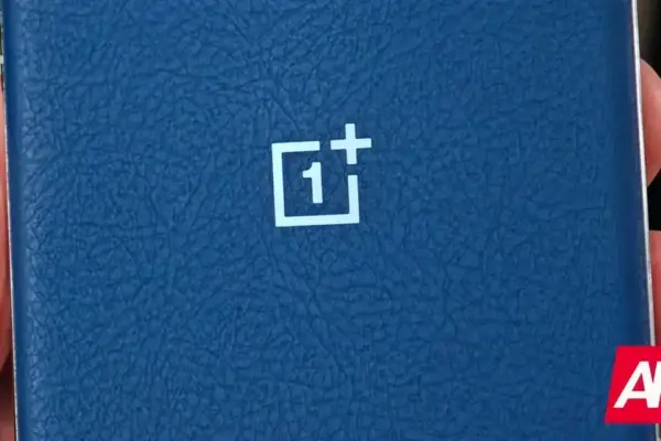 OnePlus 15 será lançado em outubro com novo design