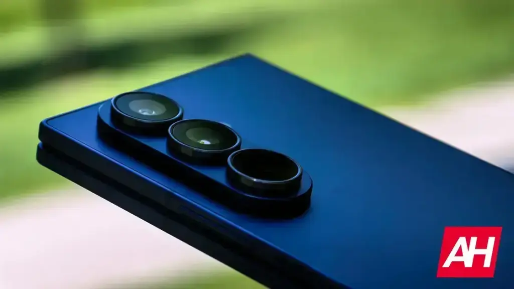 Samsung Corrige Problemas de Câmera com o Galaxy Z Fold 7 em 2025