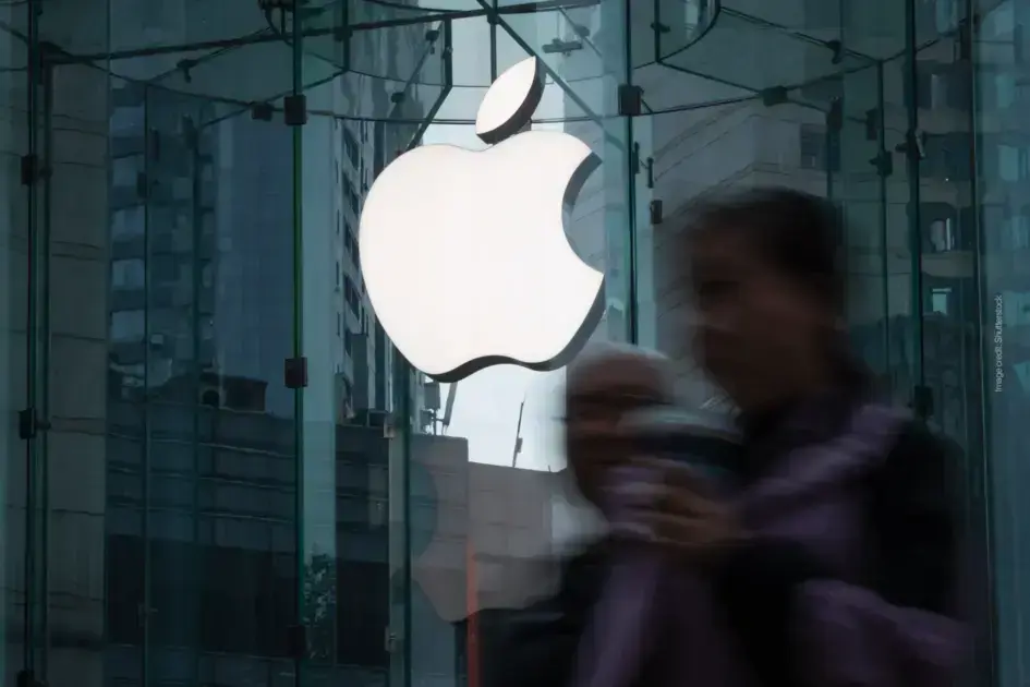 Apple enfrenta processo por melhorias não entregues no Siri