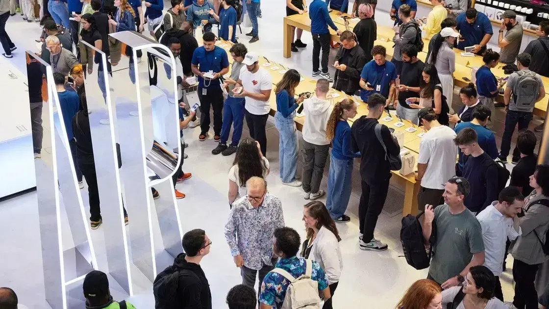 Confusão com a Segurança do iPhone 17 no Dia do Lançamento 1 Confusão com a Segurança do iPhone 17 no Dia do Lançamento