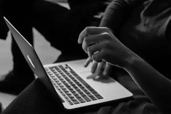 Dicas de produtividade no macOS Sequoia para trabalhadores remotos