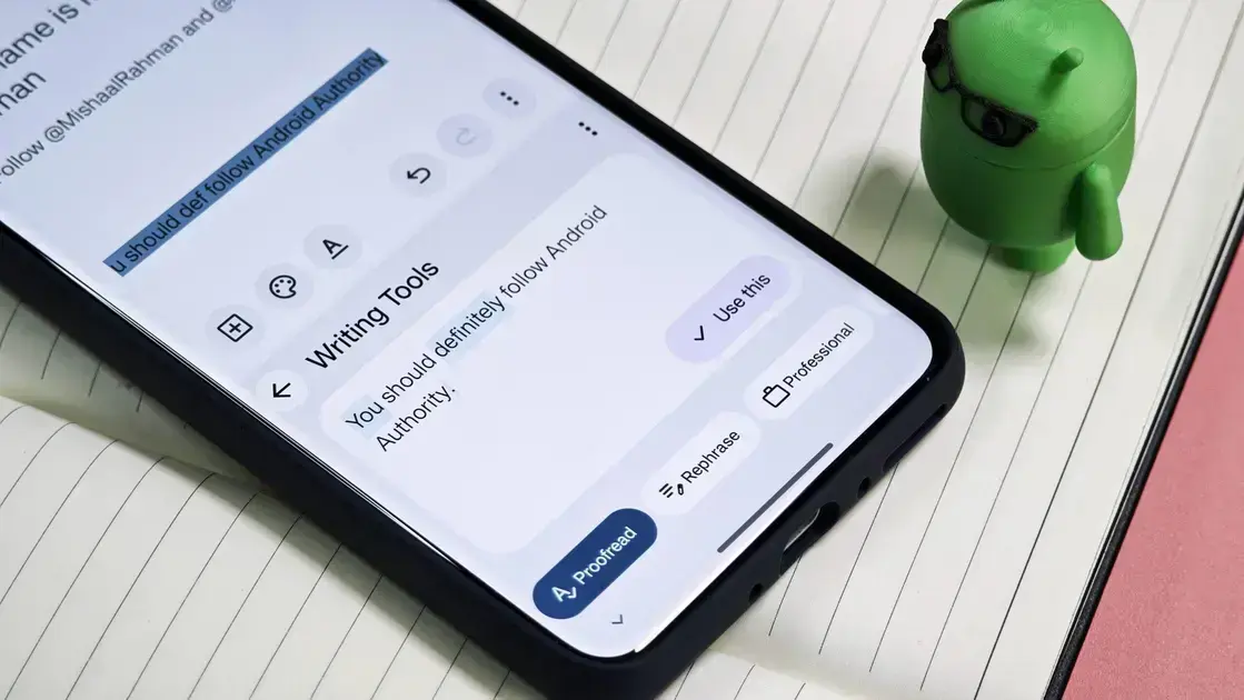Gboard 15.9.1 traz novas ferramentas de escrita ao Pixel 8 Pro
