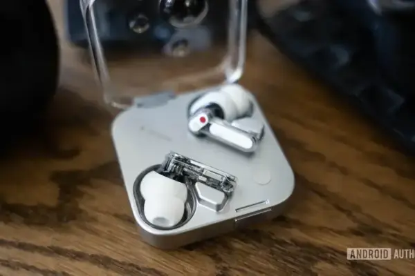 Nothing Ear 3: fones de ouvido com design inovador e tecnologia de áudio