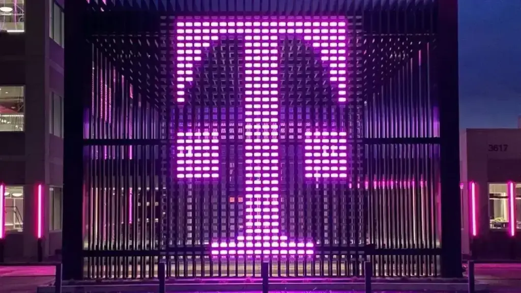 Novas Regras de Troca: T-Mobile Aceitará Aparelhos Quebrados em Outubro