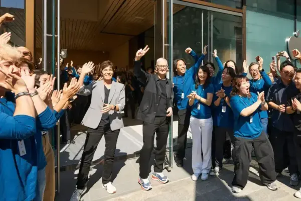 O retorno triunfante da loja Apple em Ginza, Tokyo