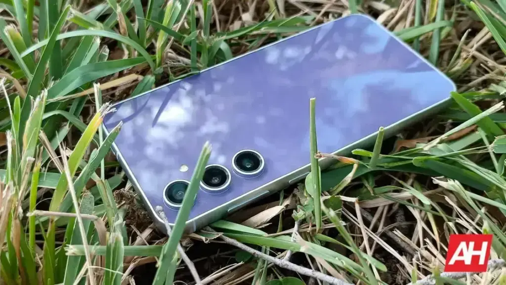Atualização chega ao Samsung Galaxy S23 FE nos EUA com Android 16
