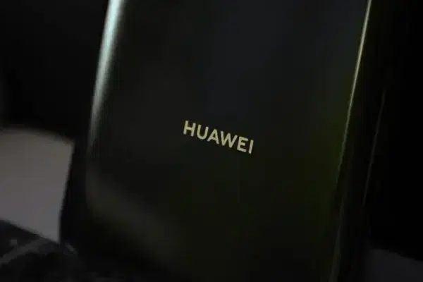 EUA Aumenta Restrições Sobre Dispositivos Eletrônicos da Huawei