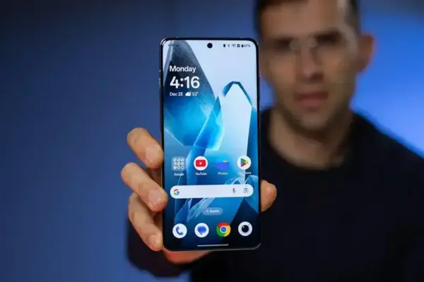 OnePlus confirma lançamento do OxygenOS 16 focado em AI neste mês