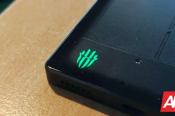 RedMagic 11 Pro: O Smartphone Gamer com Ar e Água